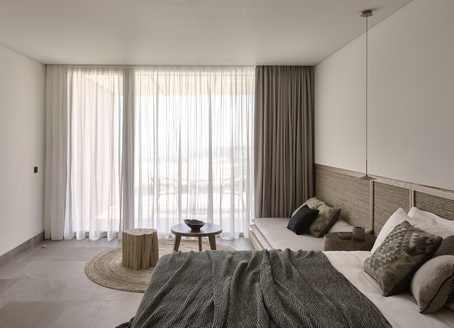 Junior Suite Inland View
