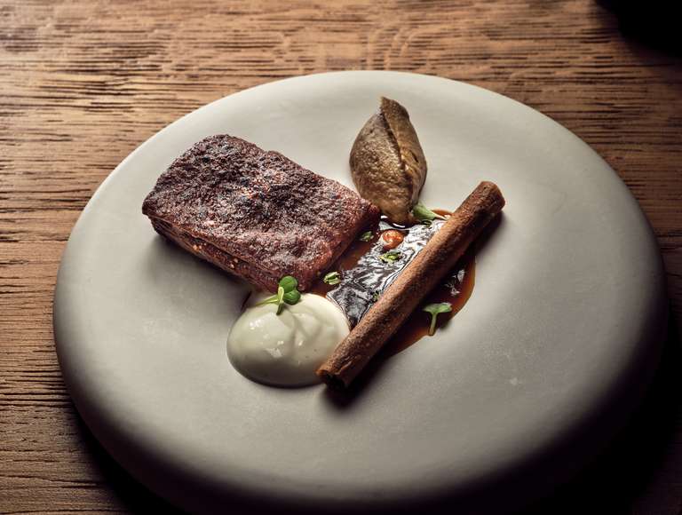 Flow Restaurant